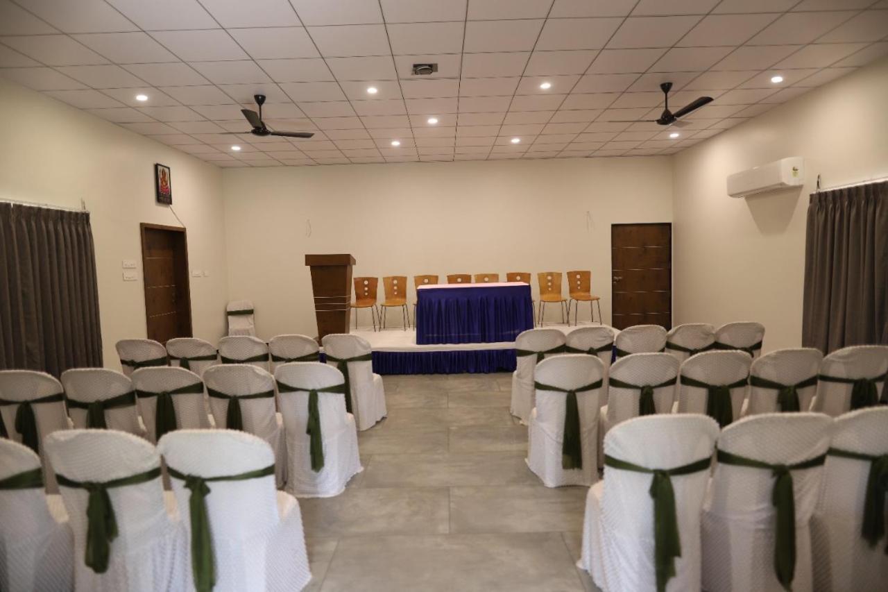 Lion Signature Family Resort Sasan Gir Luaran gambar