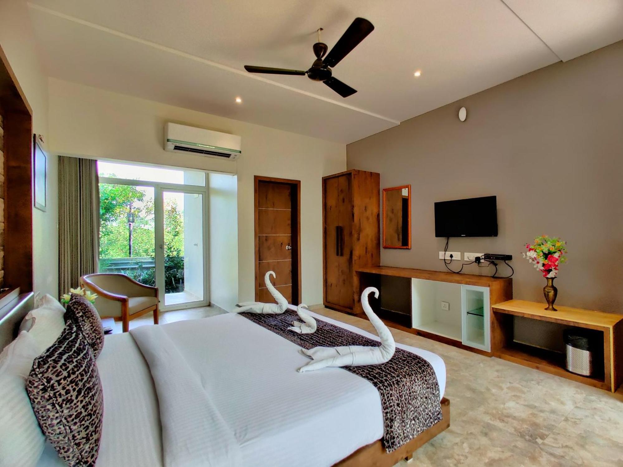 Lion Signature Family Resort Sasan Gir Luaran gambar